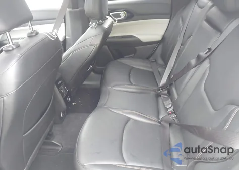 2024 Jeep Compass Limited 4X4 z USA, uszkodzony, nr VIN 3C4NJDCN1RT164858